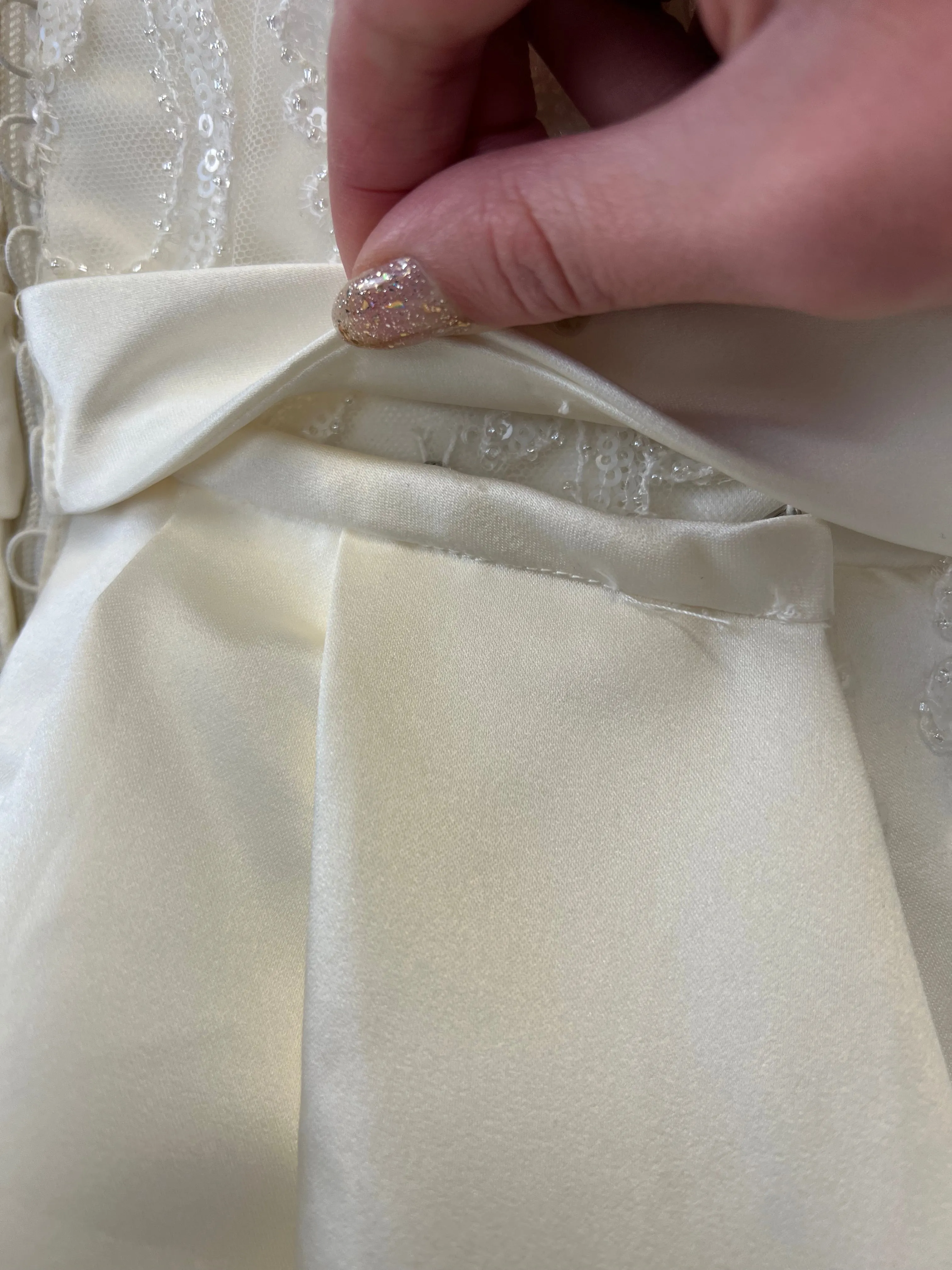 B / Luna Novias 1420 Ytiel Size 12