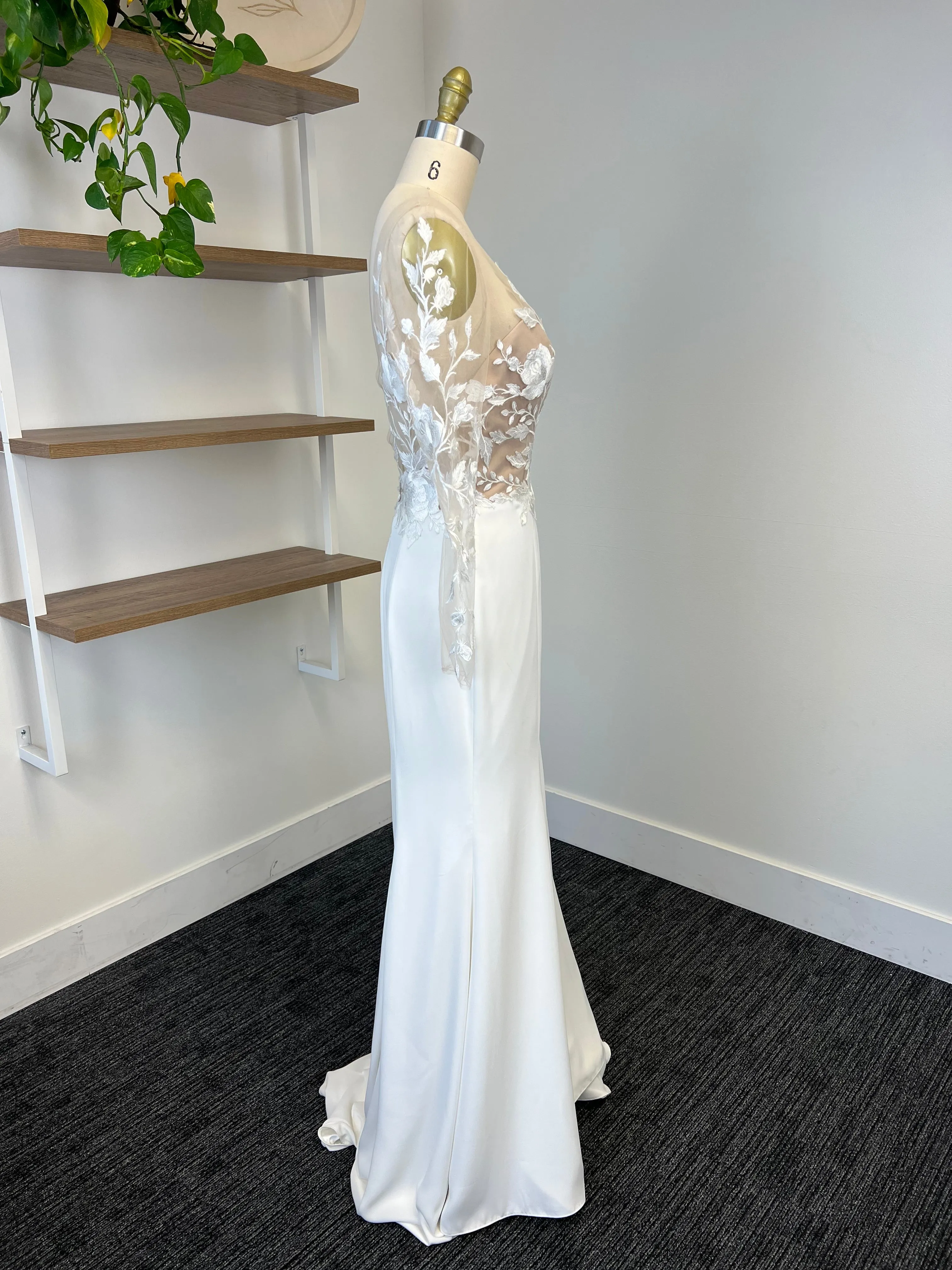 B / W-Too 12701S Size 10