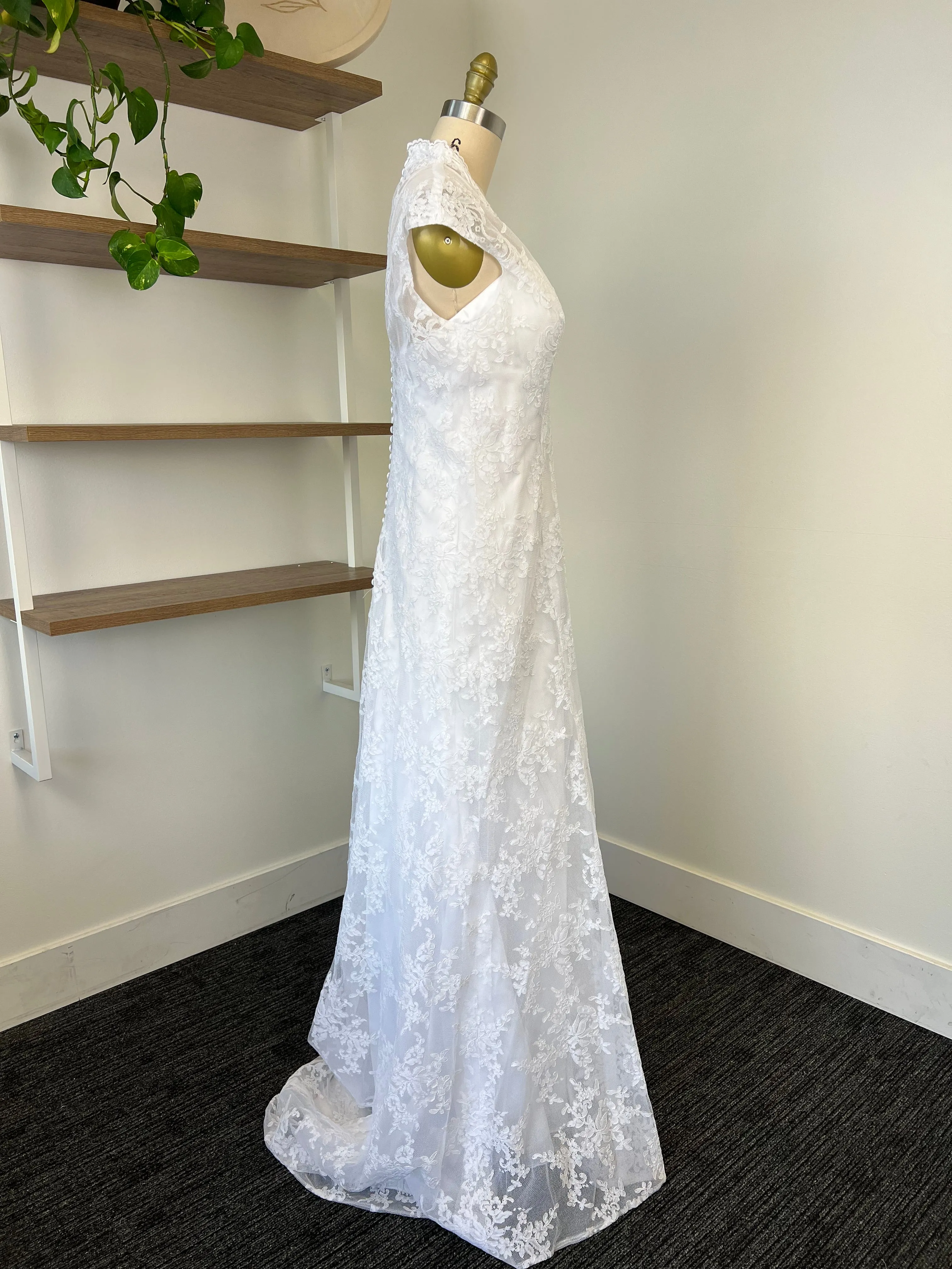 C / House 18852 Size 14
